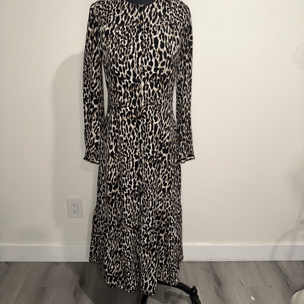 Banana Republic Maxi Dress Long Sleeve Leopard Print Bottom‎ Down Ruffle Size 2